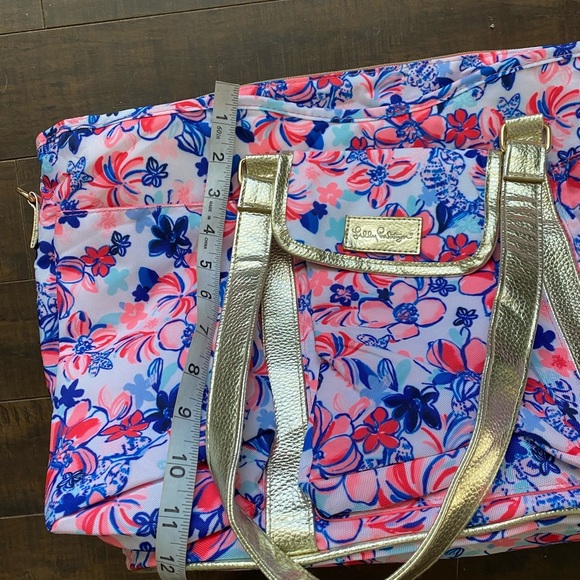 Lilly Pulitzer Floral Beach tote - Picture 9 of 12